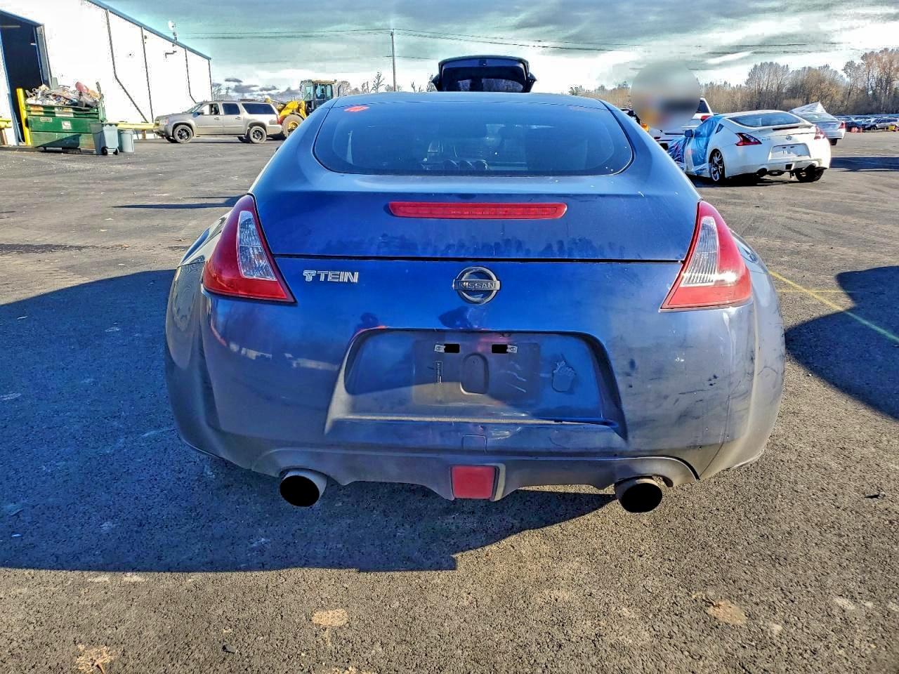 2015 NISSAN 370Z BASE photo 6