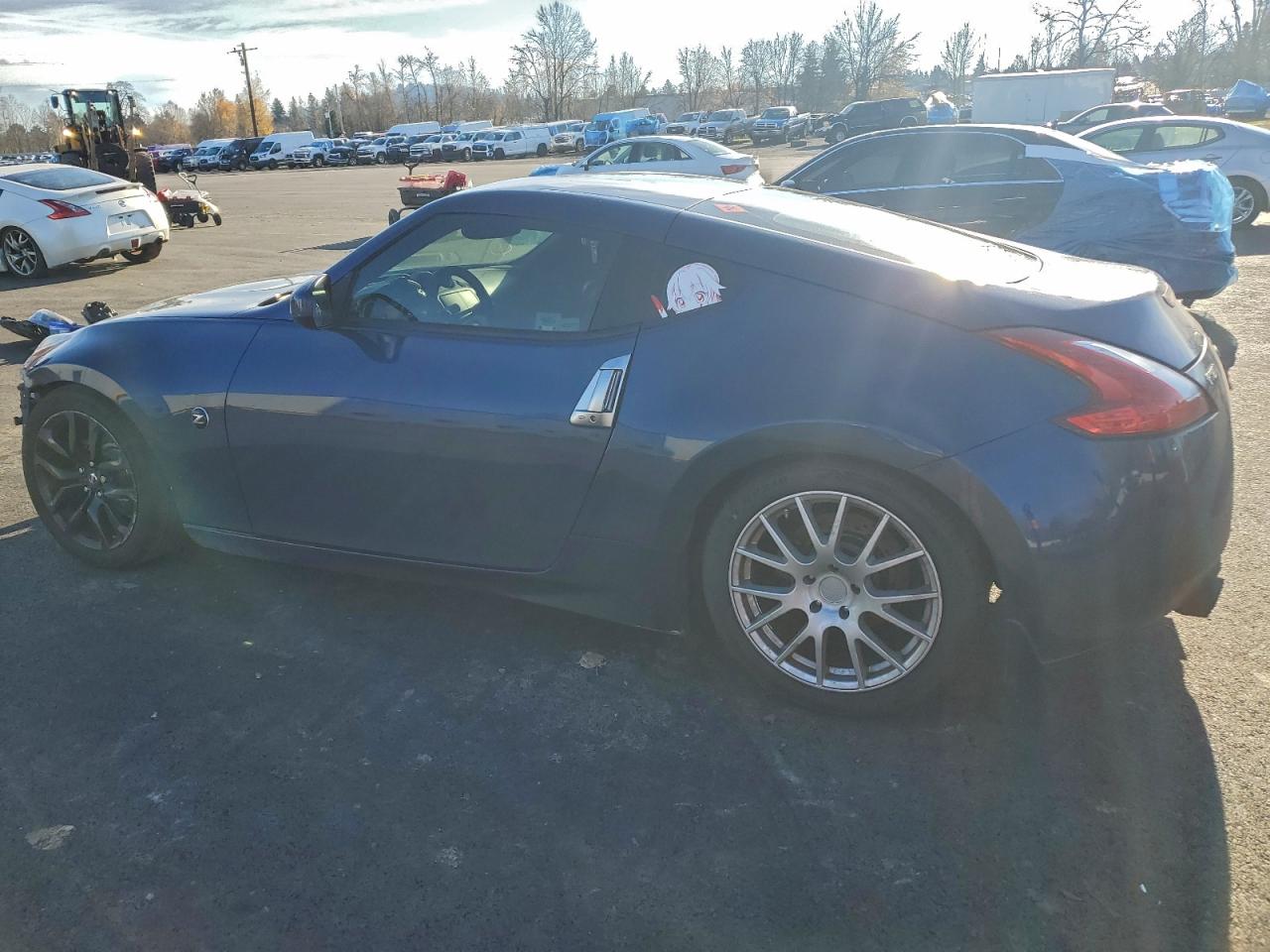 2015 NISSAN 370Z BASE photo 2