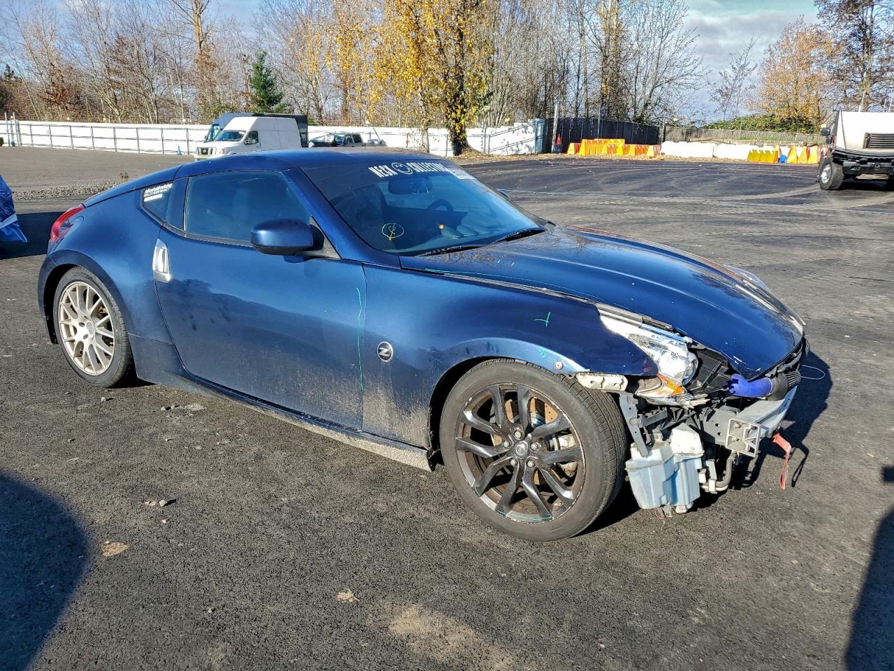 2015 NISSAN 370Z BASE photo 4