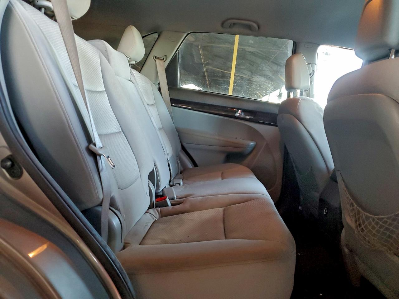 2012 KIA SORENTO BASE photo 10