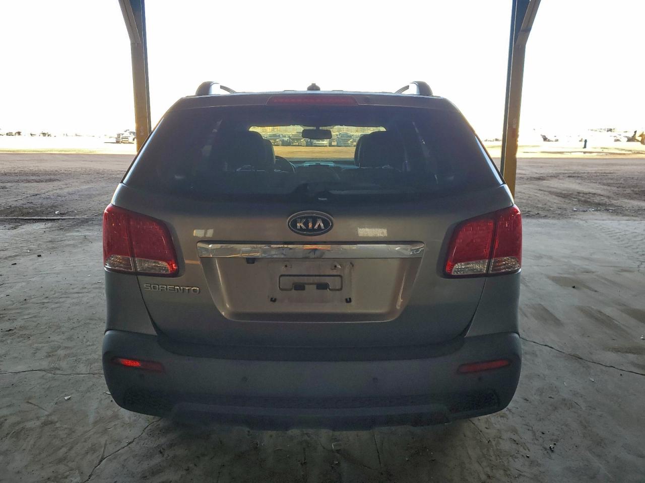 2012 KIA SORENTO BASE photo 6