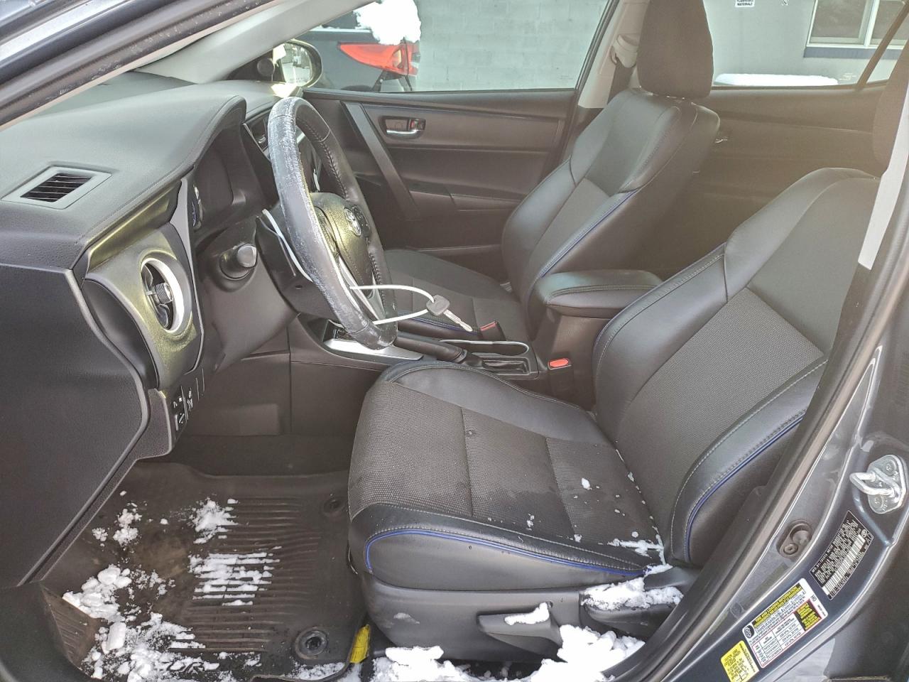 2018 TOYOTA COROLLA L photo 7