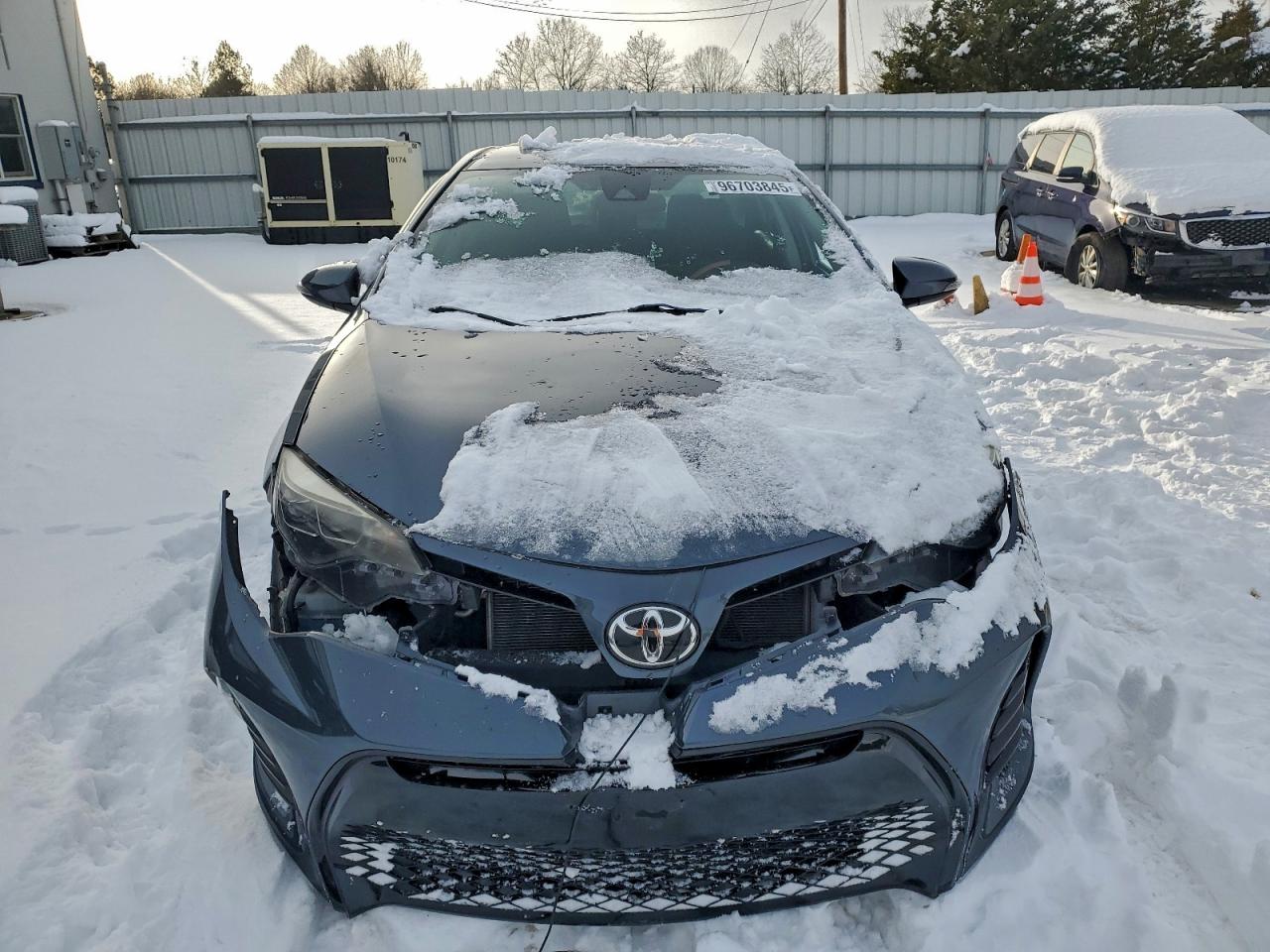 2018 TOYOTA COROLLA L photo 5