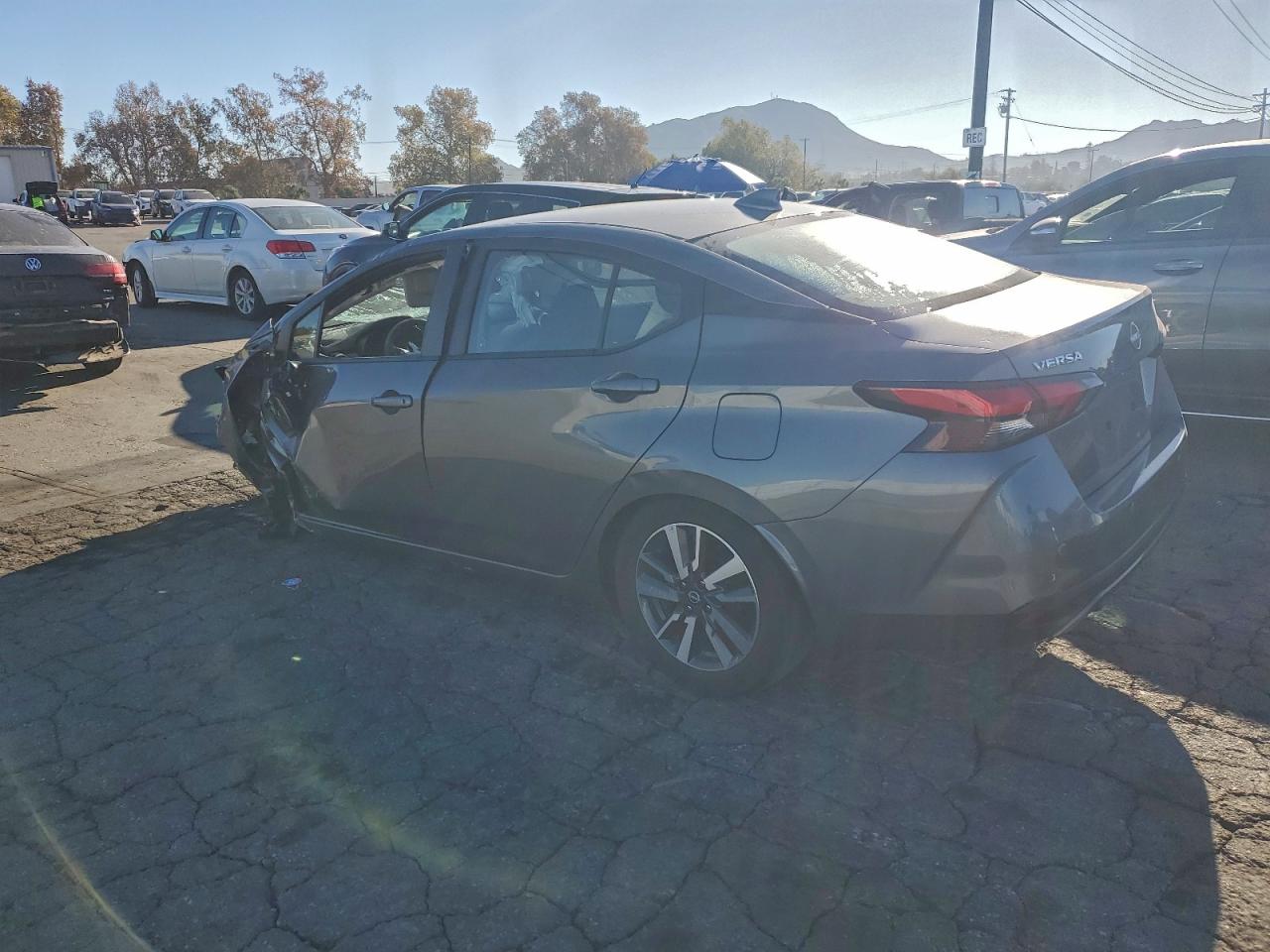 2024 NISSAN VERSA SV photo 2