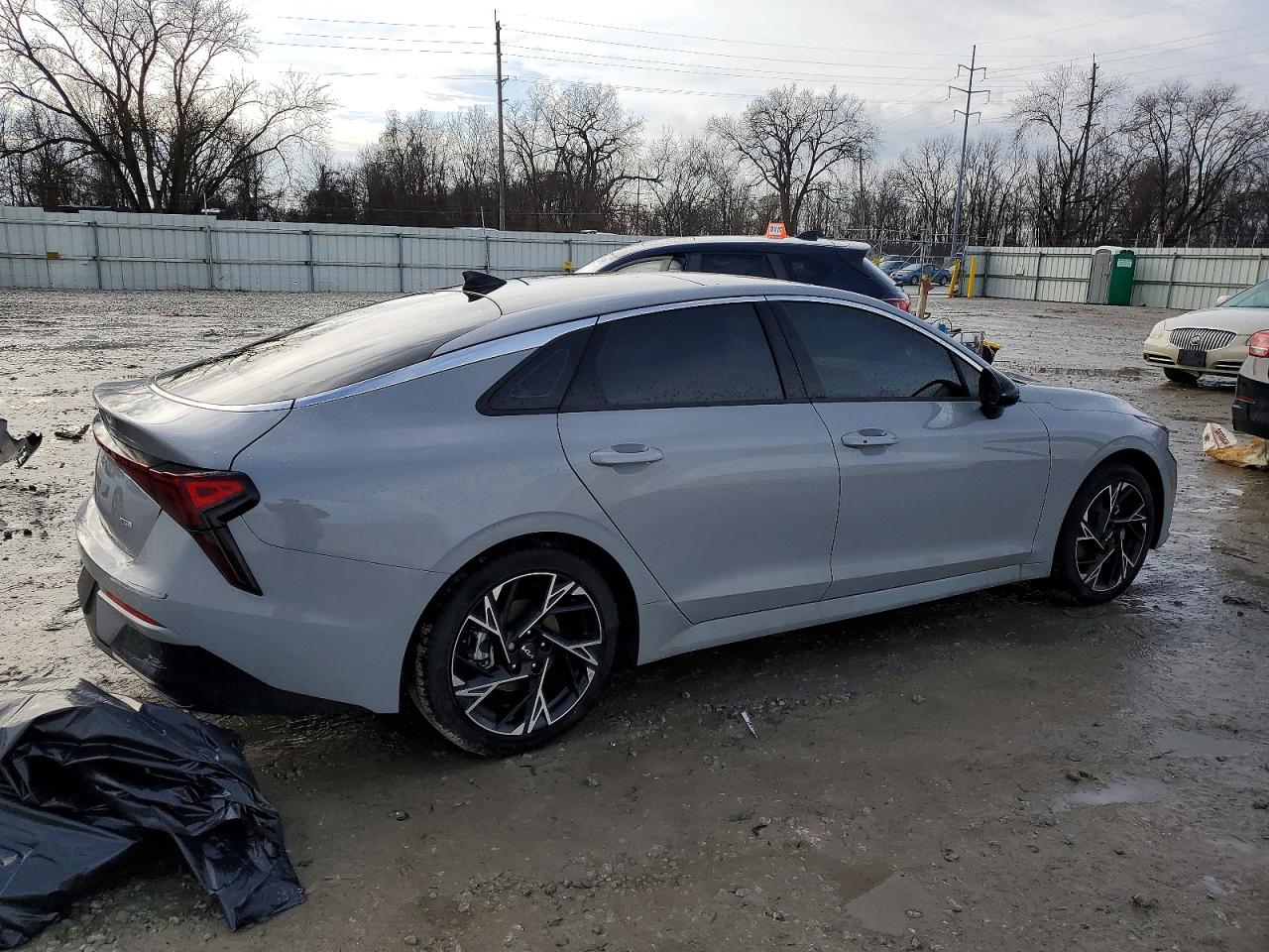 2025 KIA K5 GT LINE photo 3