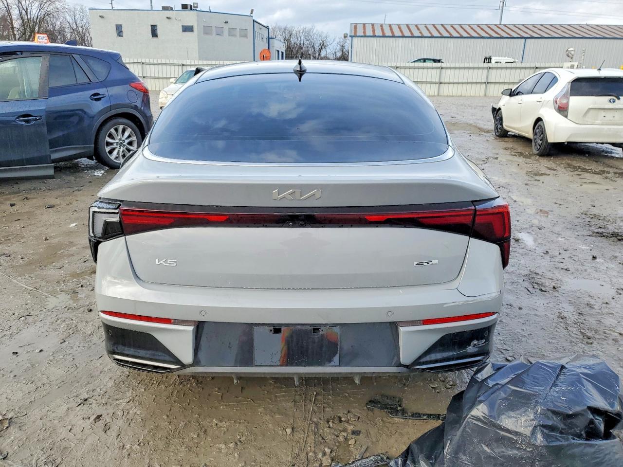 2025 KIA K5 GT LINE photo 6