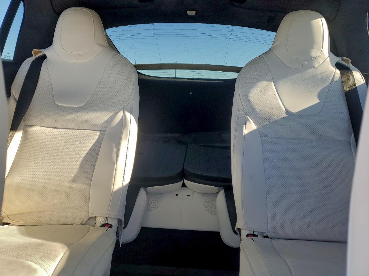 2024 TESLA MODEL X photo 10