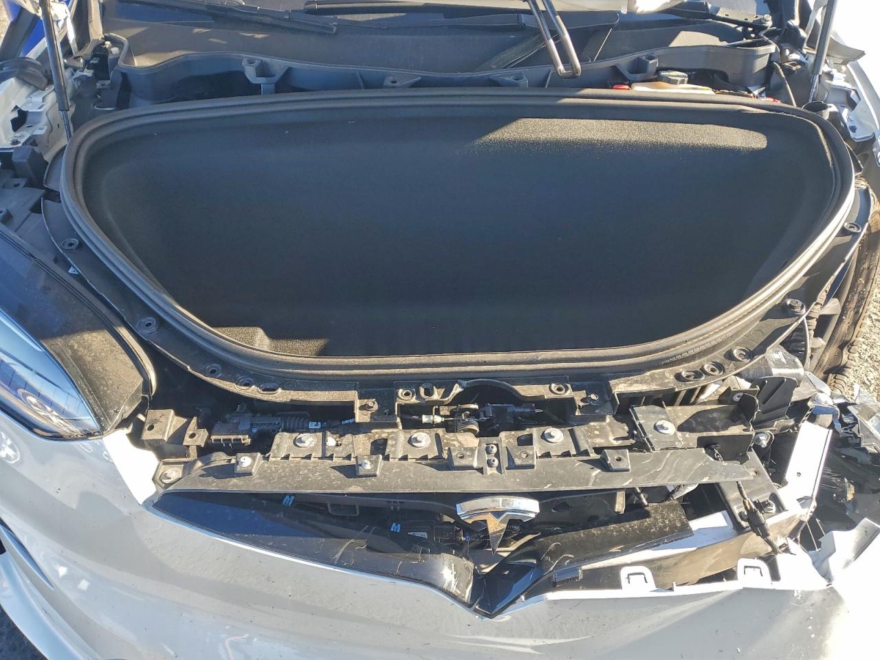 2024 TESLA MODEL X photo 12