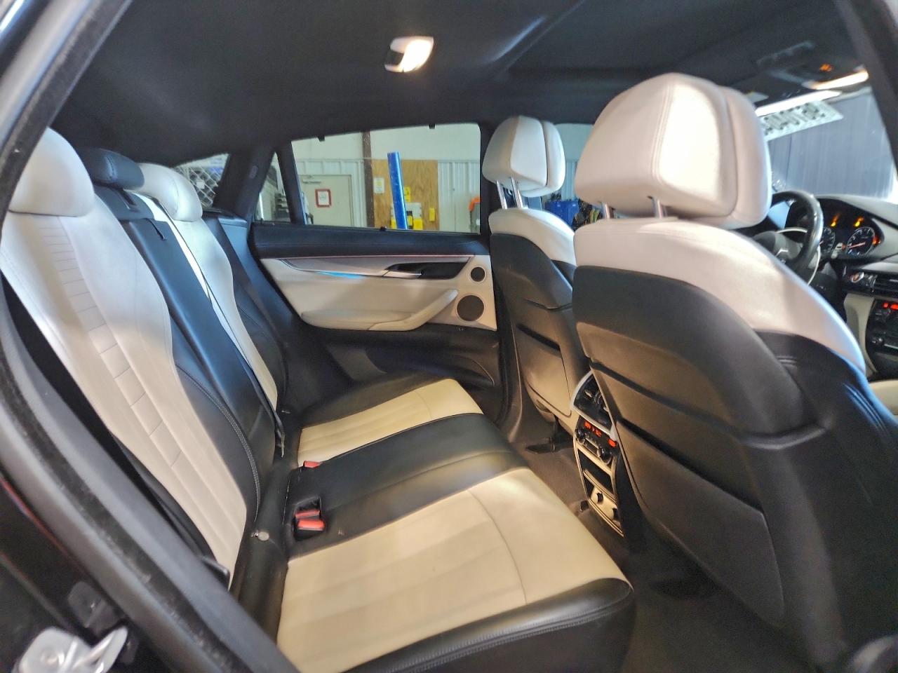 2017 BMW X6 XDRIVE50I photo 10