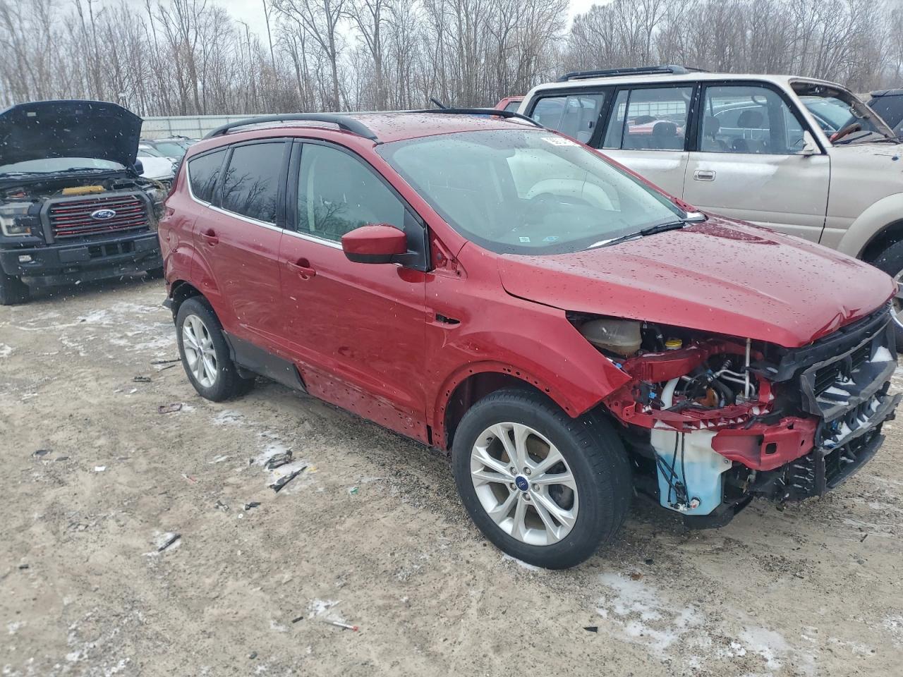 2018 FORD ESCAPE SE photo 4