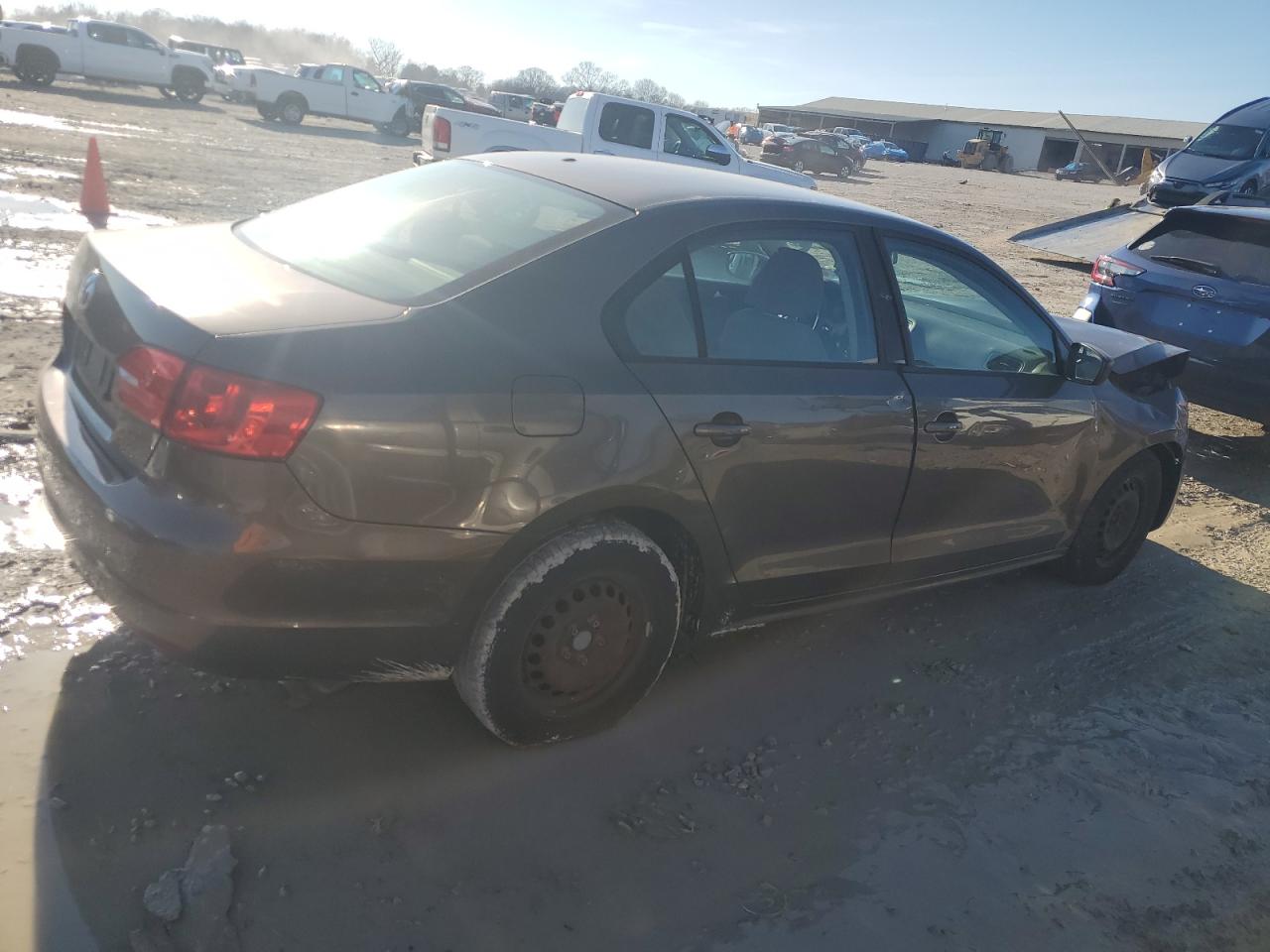 2012 VOLKSWAGEN JETTA BASE photo 5