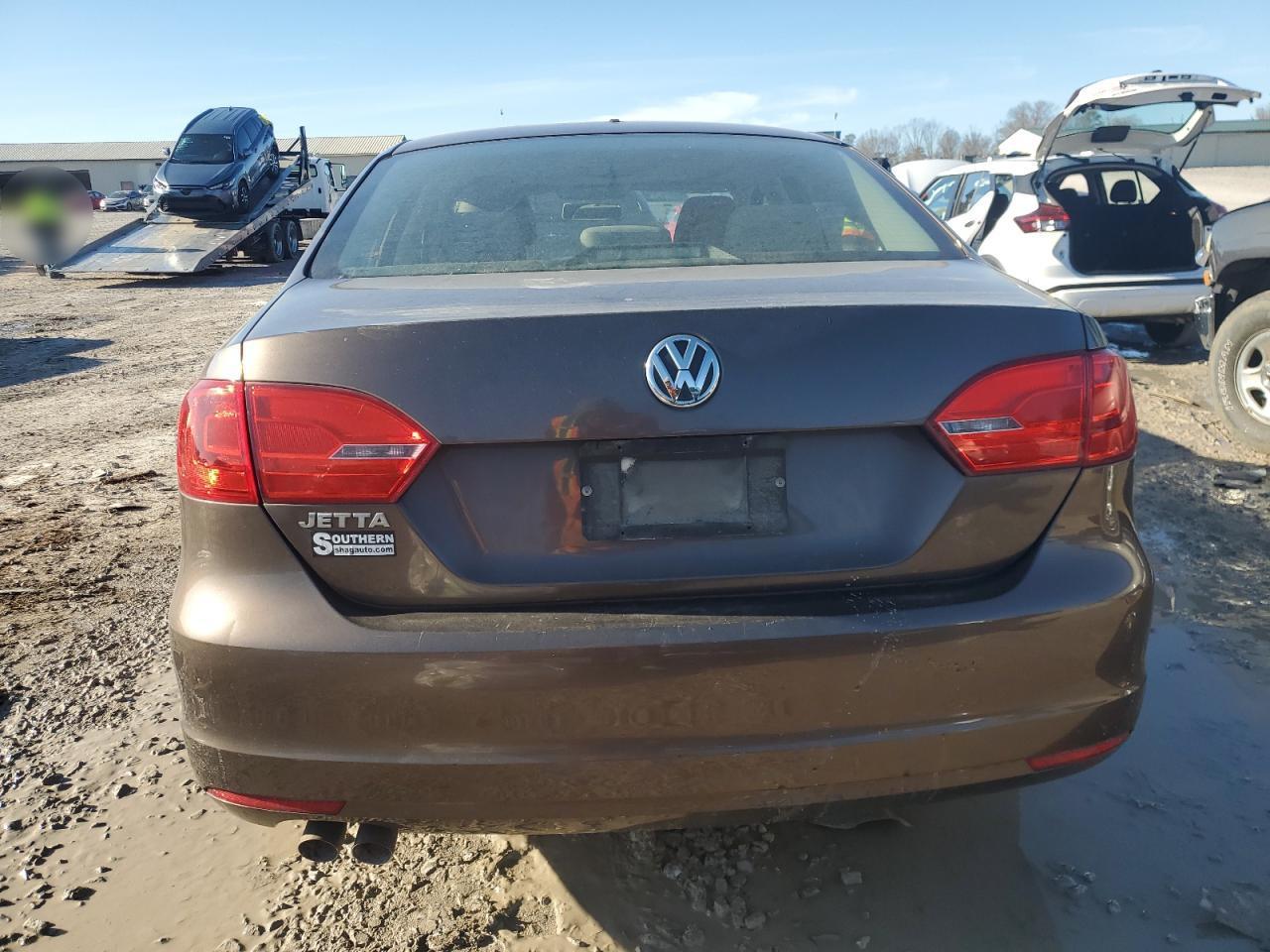 2012 VOLKSWAGEN JETTA BASE photo 11