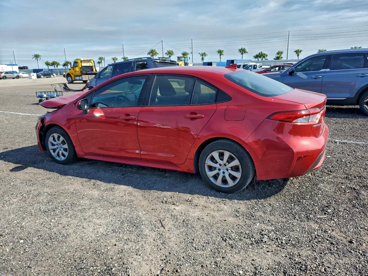 2020 TOYOTA COROLLA LE photo 2
