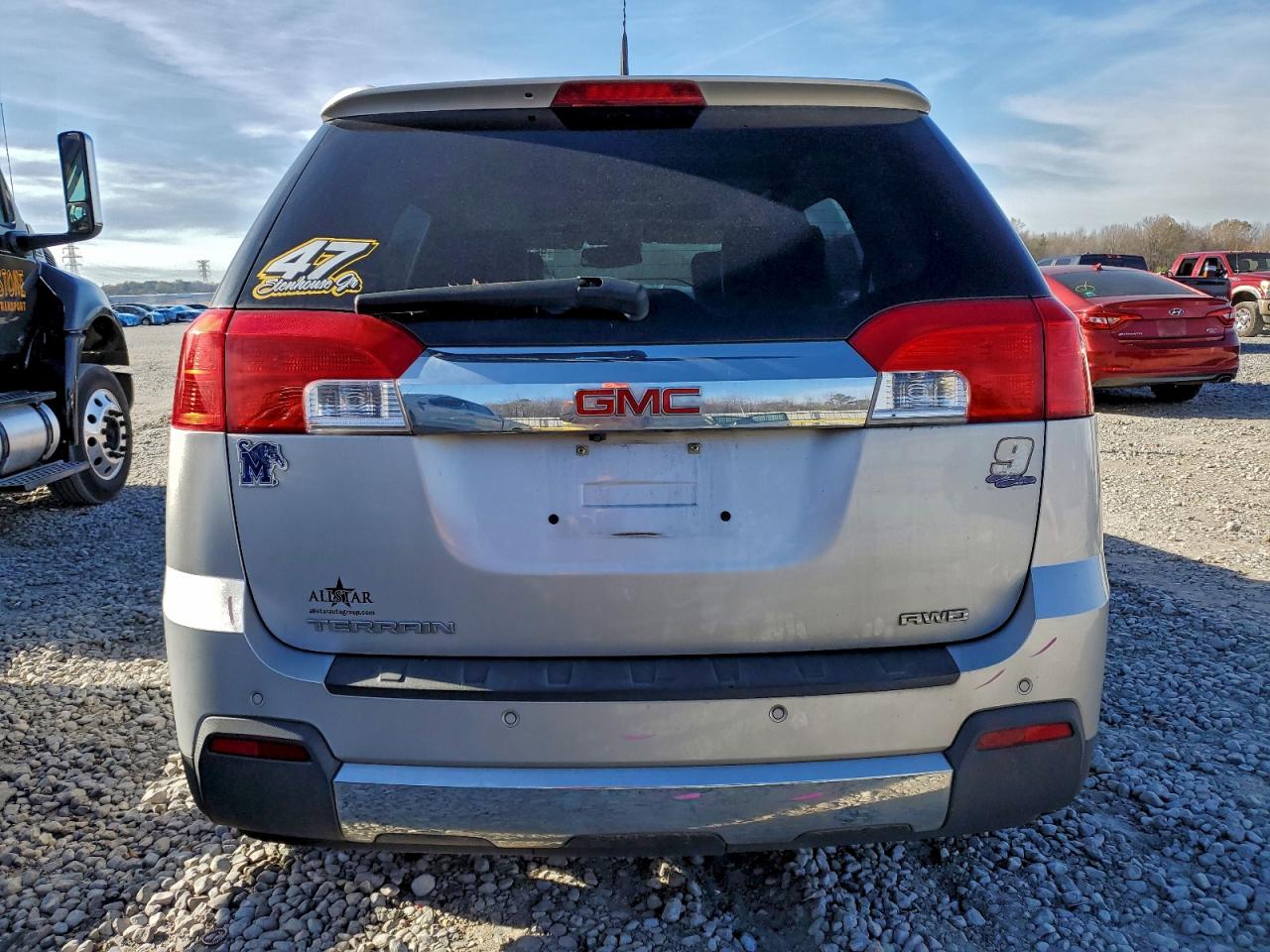 2011 GMC TERRAIN SLT photo 6