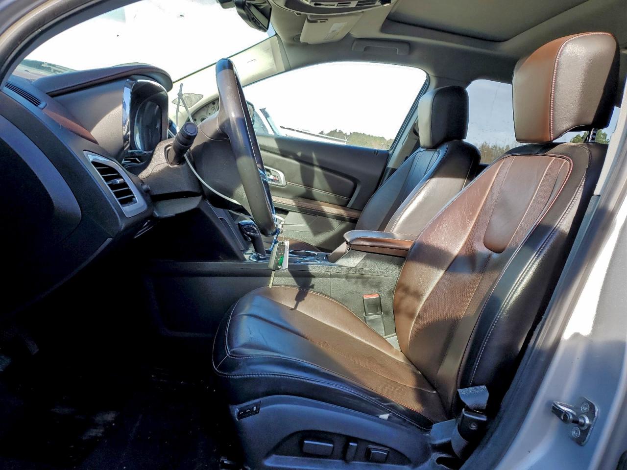 2011 GMC TERRAIN SLT photo 7