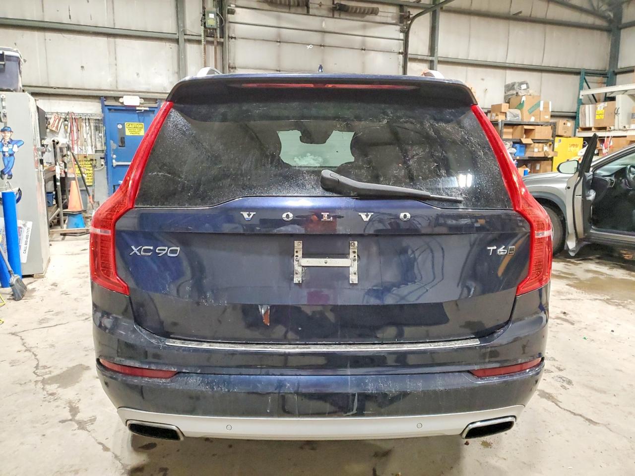 2017 VOLVO XC90 T6 photo 6