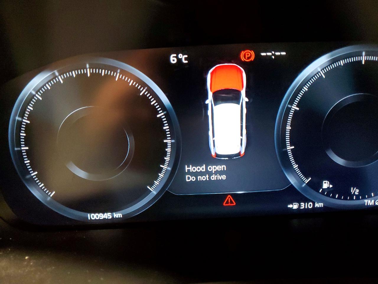 2017 VOLVO XC90 T6 photo 9