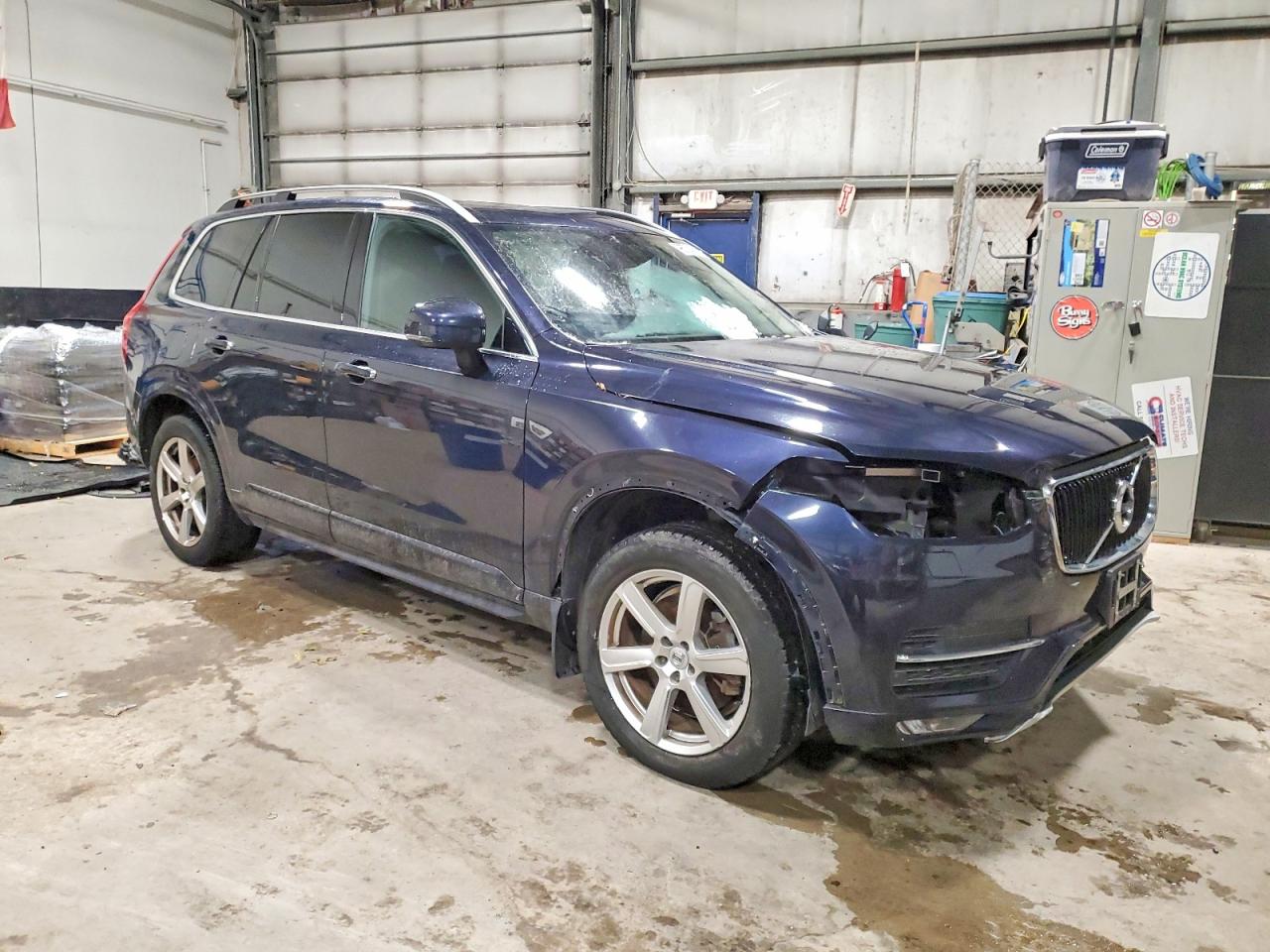 2017 VOLVO XC90 T6 photo 4
