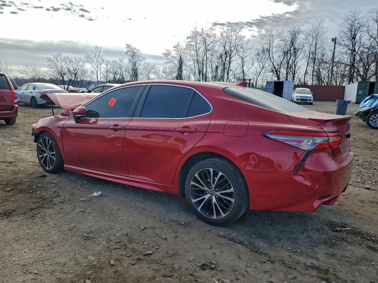 2019 TOYOTA CAMRY L photo 3