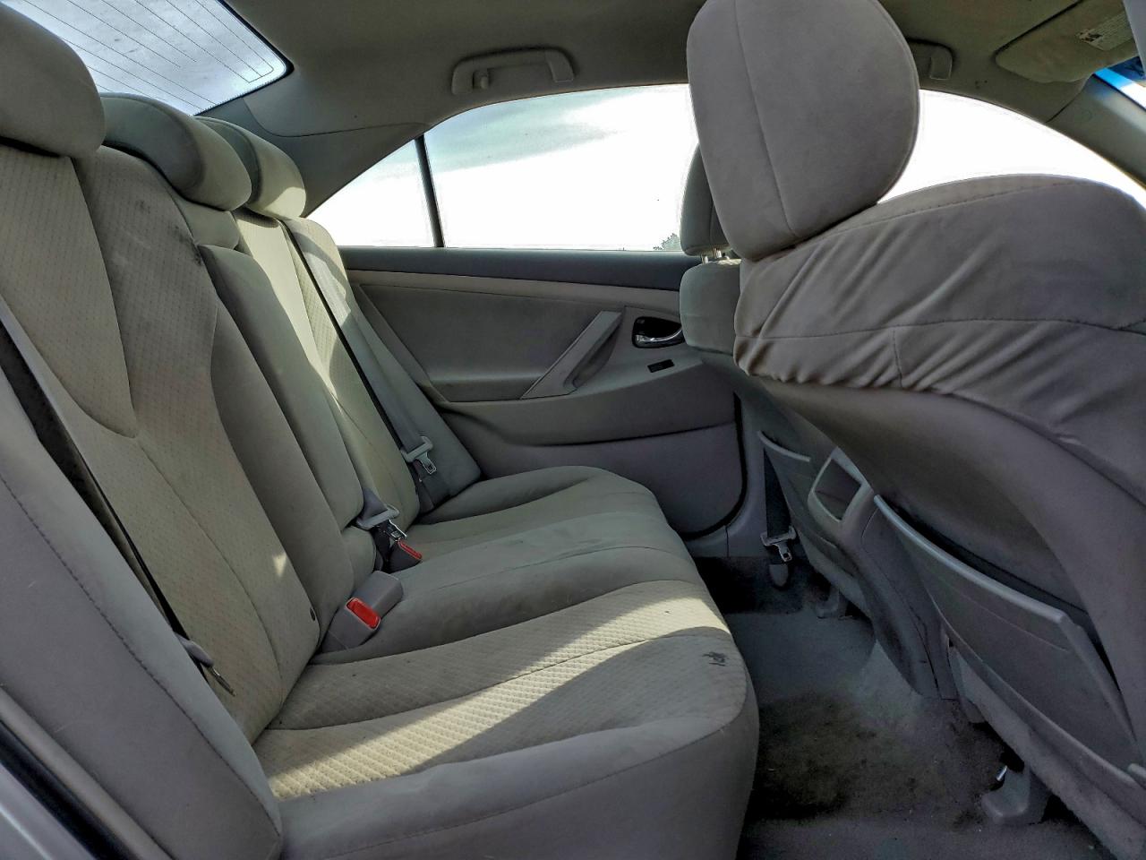 2009 TOYOTA CAMRY BASE photo 10