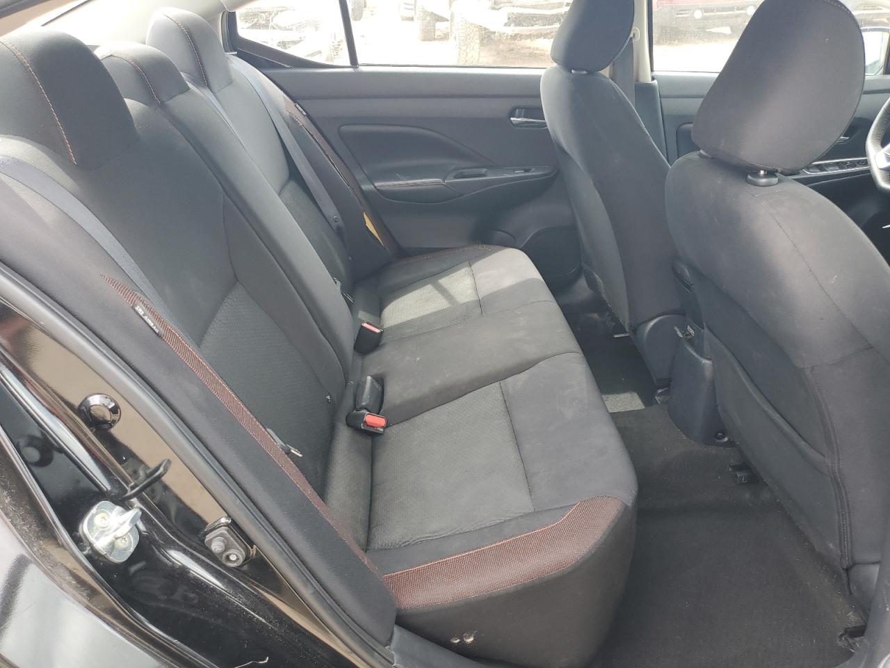 2021 NISSAN VERSA SR photo 28