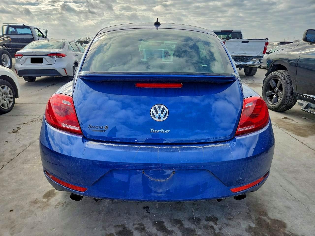 2014 VOLKSWAGEN BEETLE TURBO photo 6