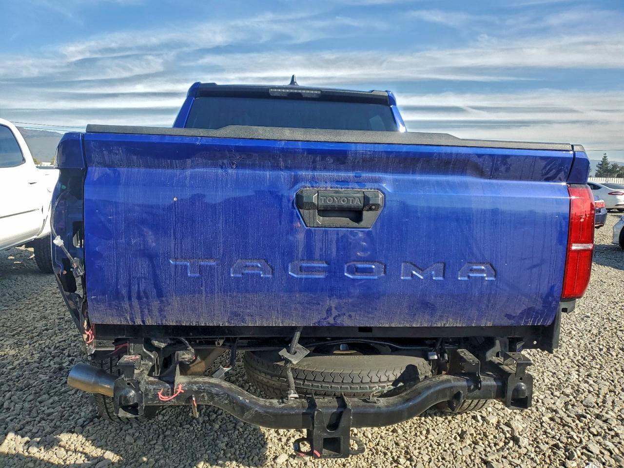 2024 TOYOTA TACOMA DOUBLE CAB photo 6
