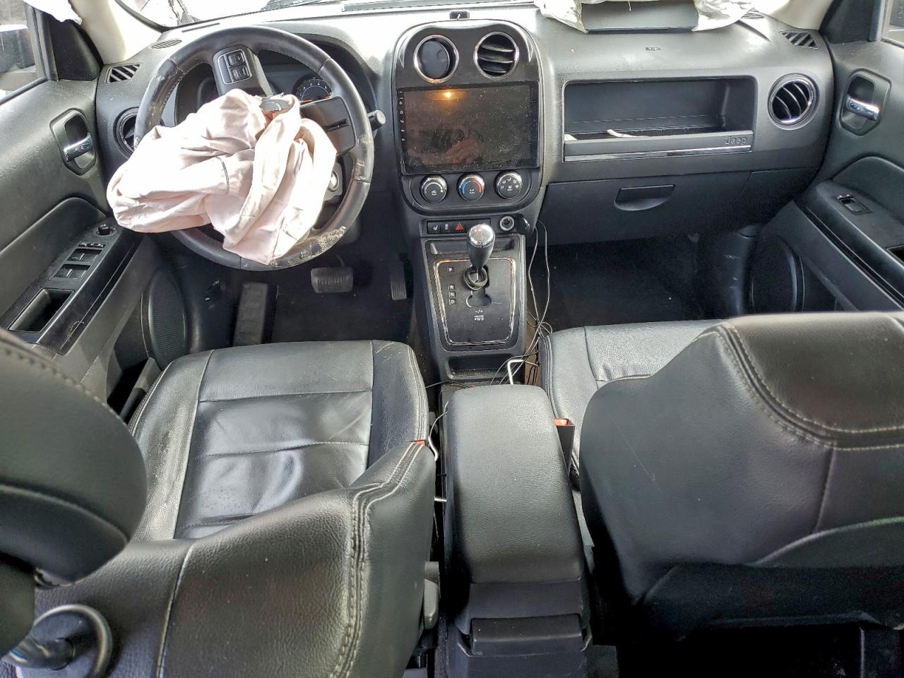 2015 JEEP PATRIOT LATITUDE photo 8