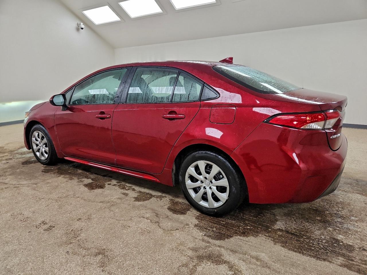 2025 TOYOTA COROLLA LE photo 2