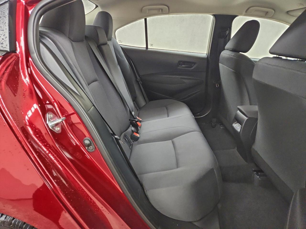 2025 TOYOTA COROLLA LE photo 11