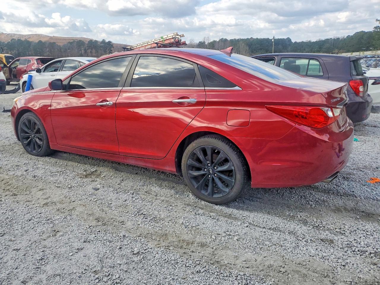 2011 HYUNDAI SONATA SE photo 2