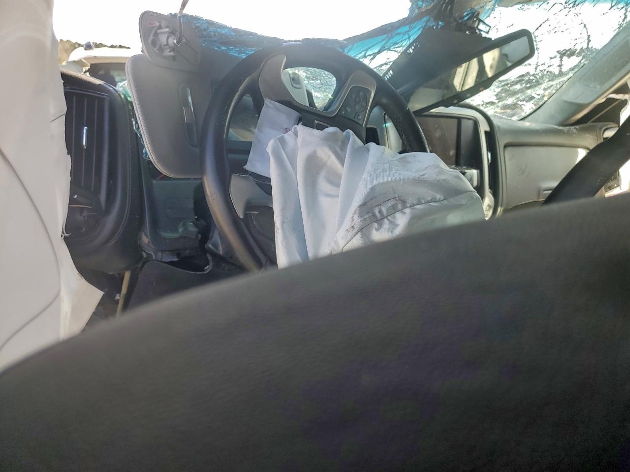 2017 GMC SIERRA K1500 SLT photo 8