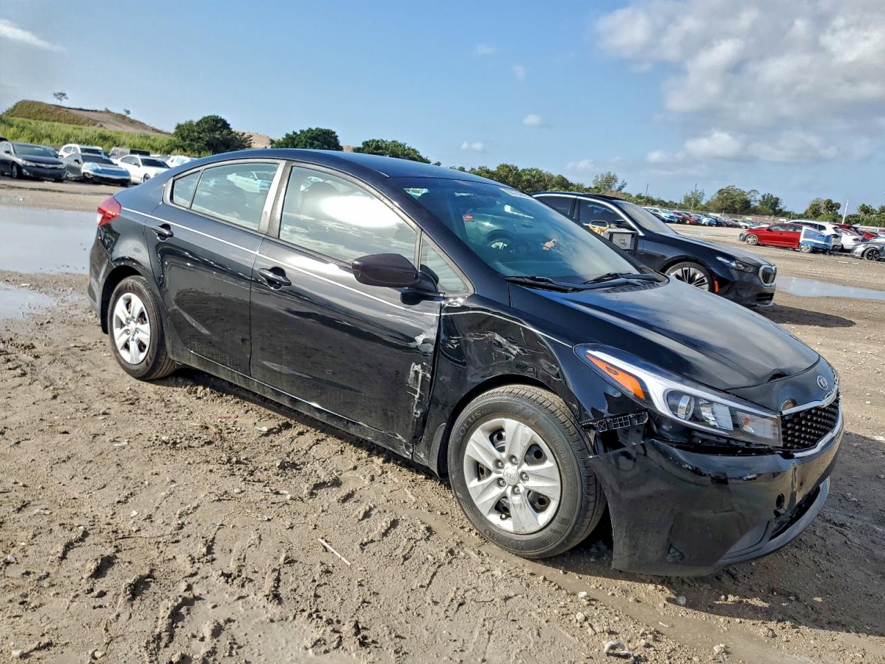 2017 KIA FORTE LX photo 7
