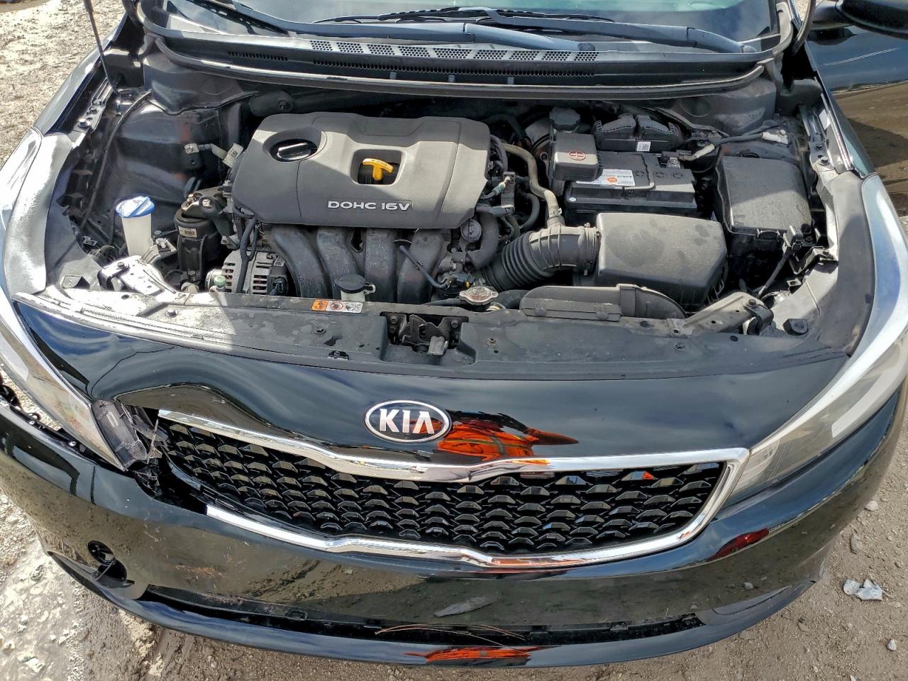 2017 KIA FORTE LX photo 21