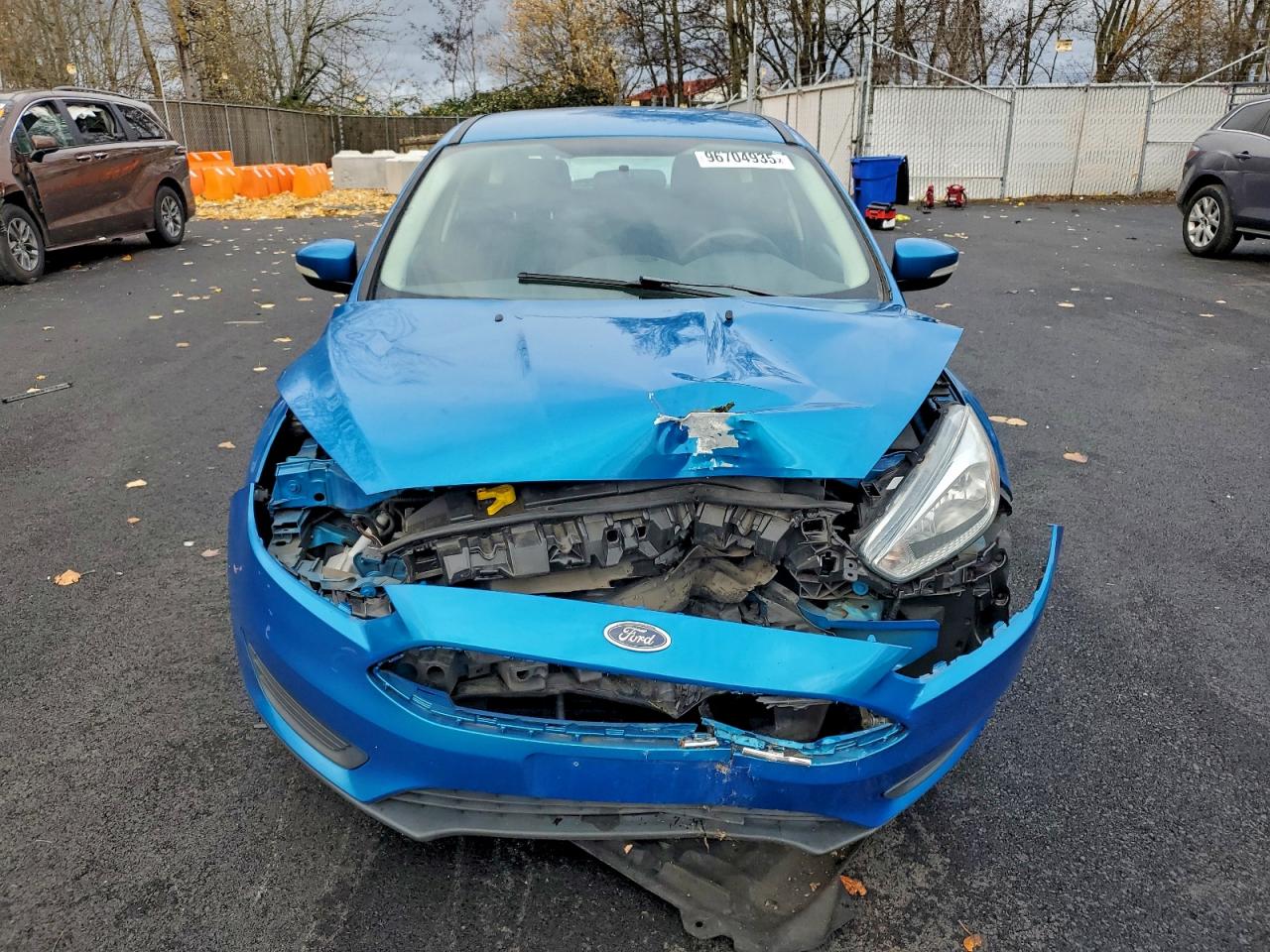 2015 FORD FOCUS SE photo 5