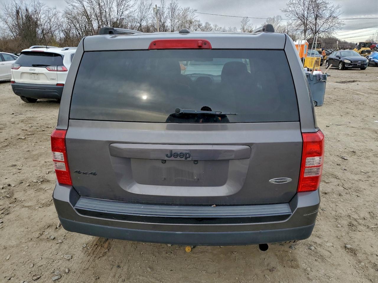 2015 JEEP PATRIOT SPORT photo 6