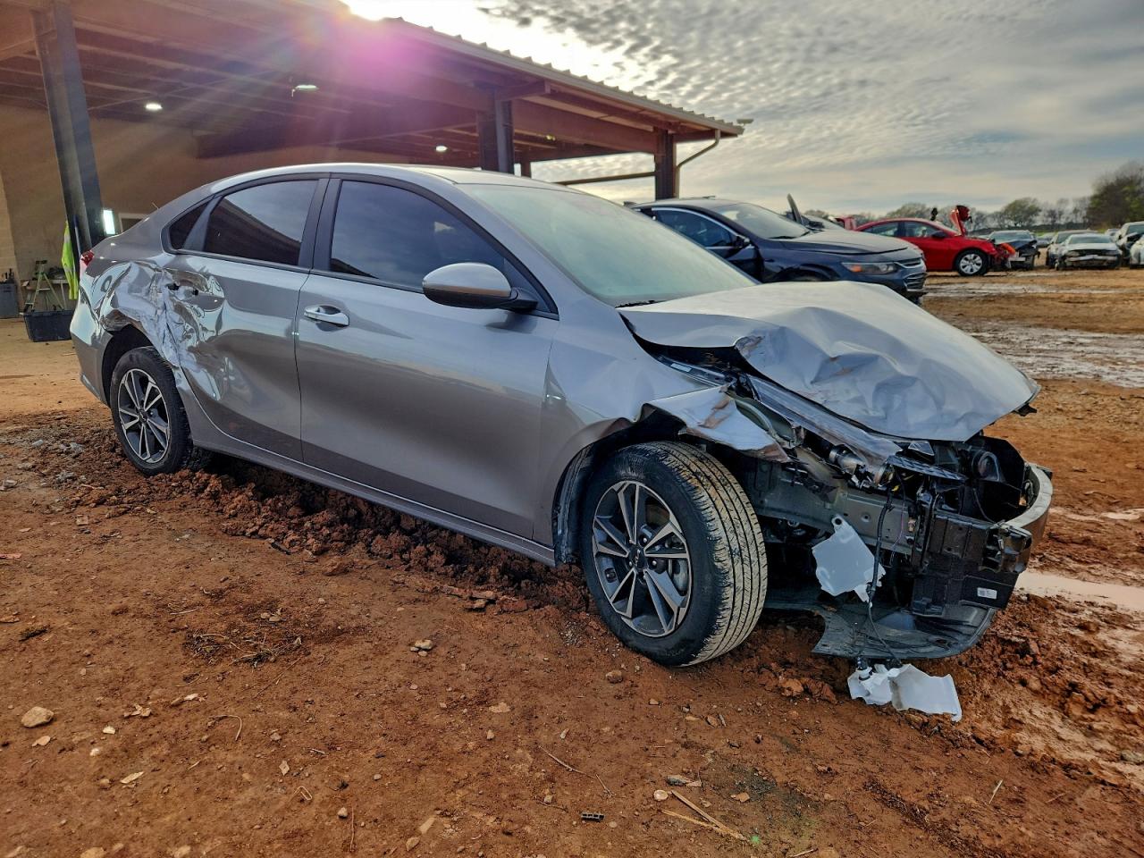 2024 KIA FORTE LX photo 4