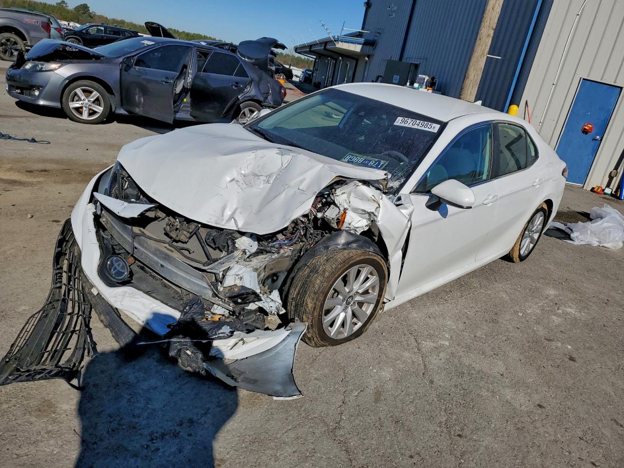 2019 TOYOTA CAMRY