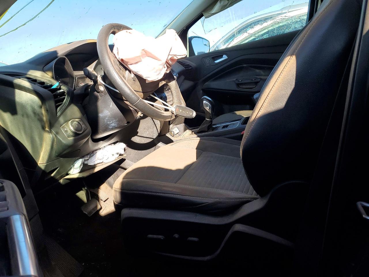 2019 FORD ESCAPE SE photo 7