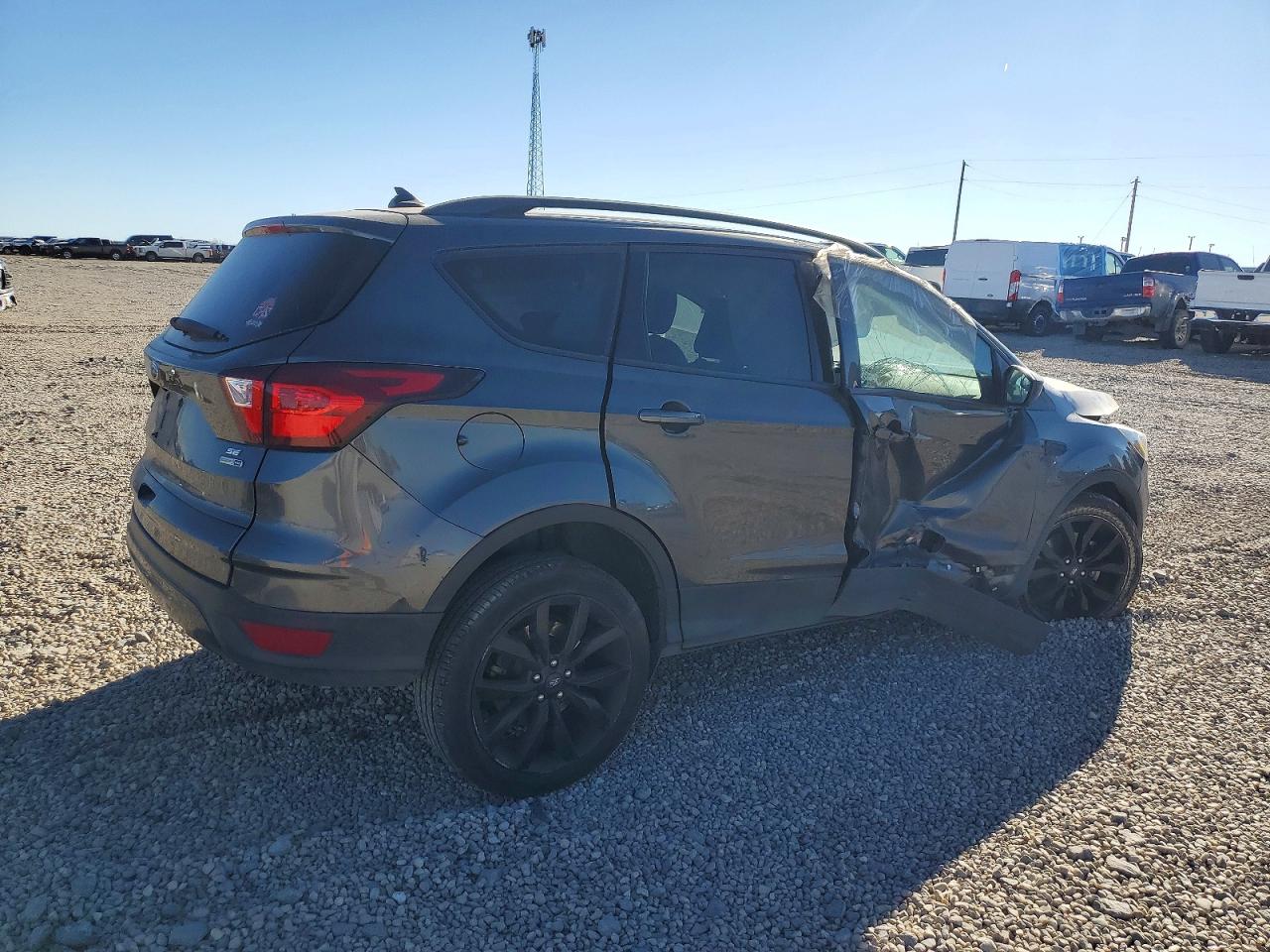 2019 FORD ESCAPE SE photo 3