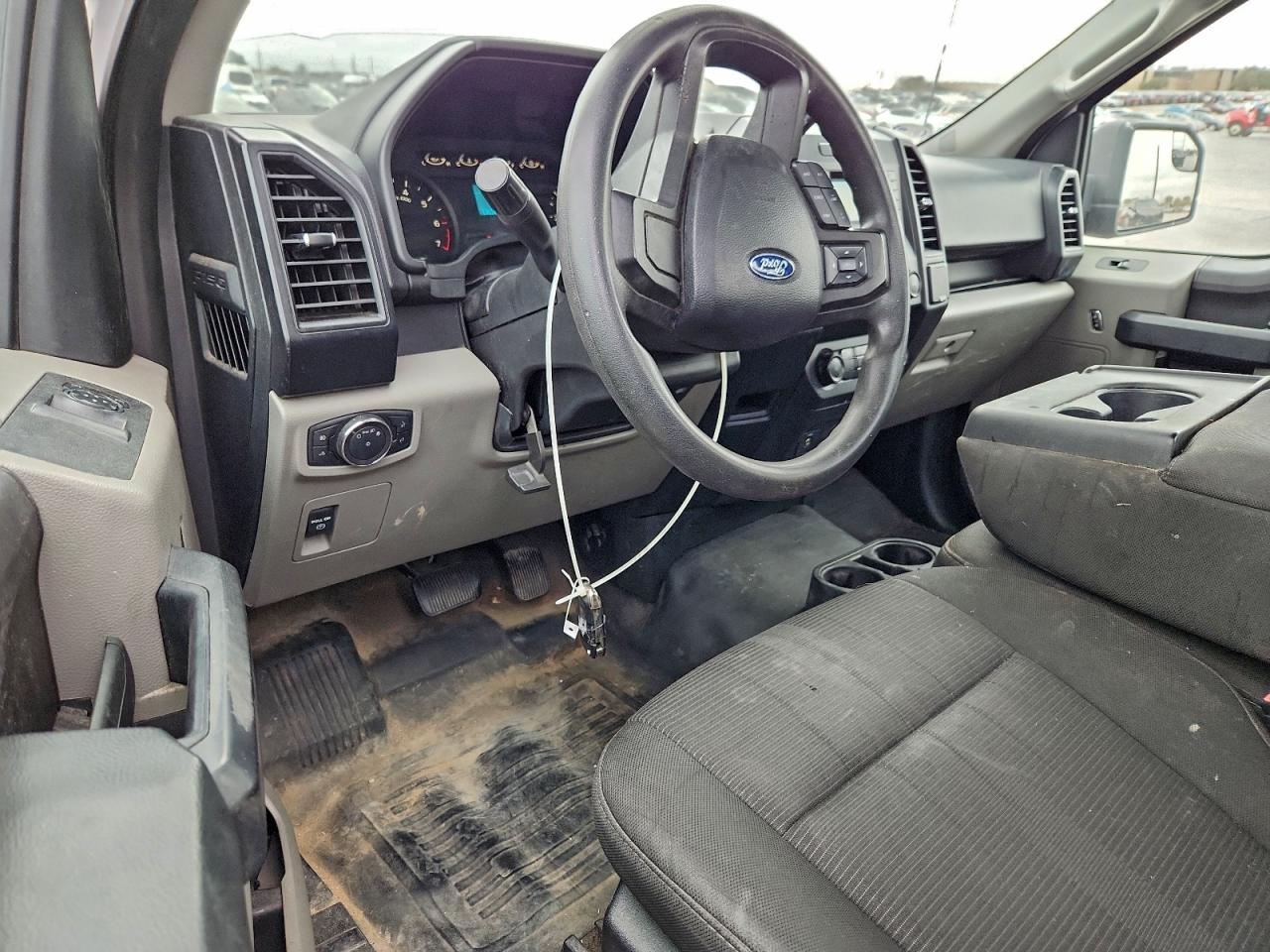 2019 FORD F150 photo 8