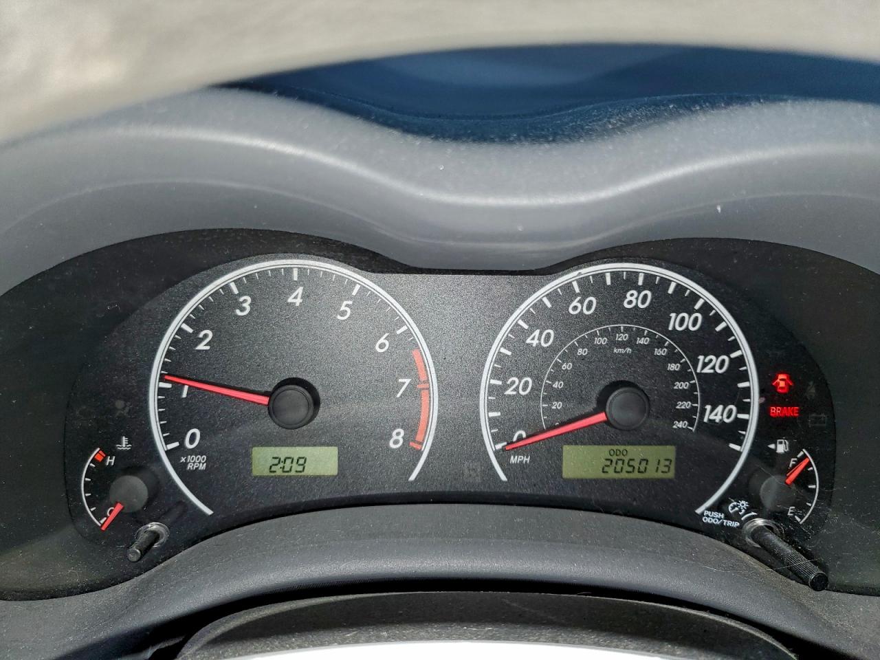 2009 TOYOTA COROLLA BASE photo 9