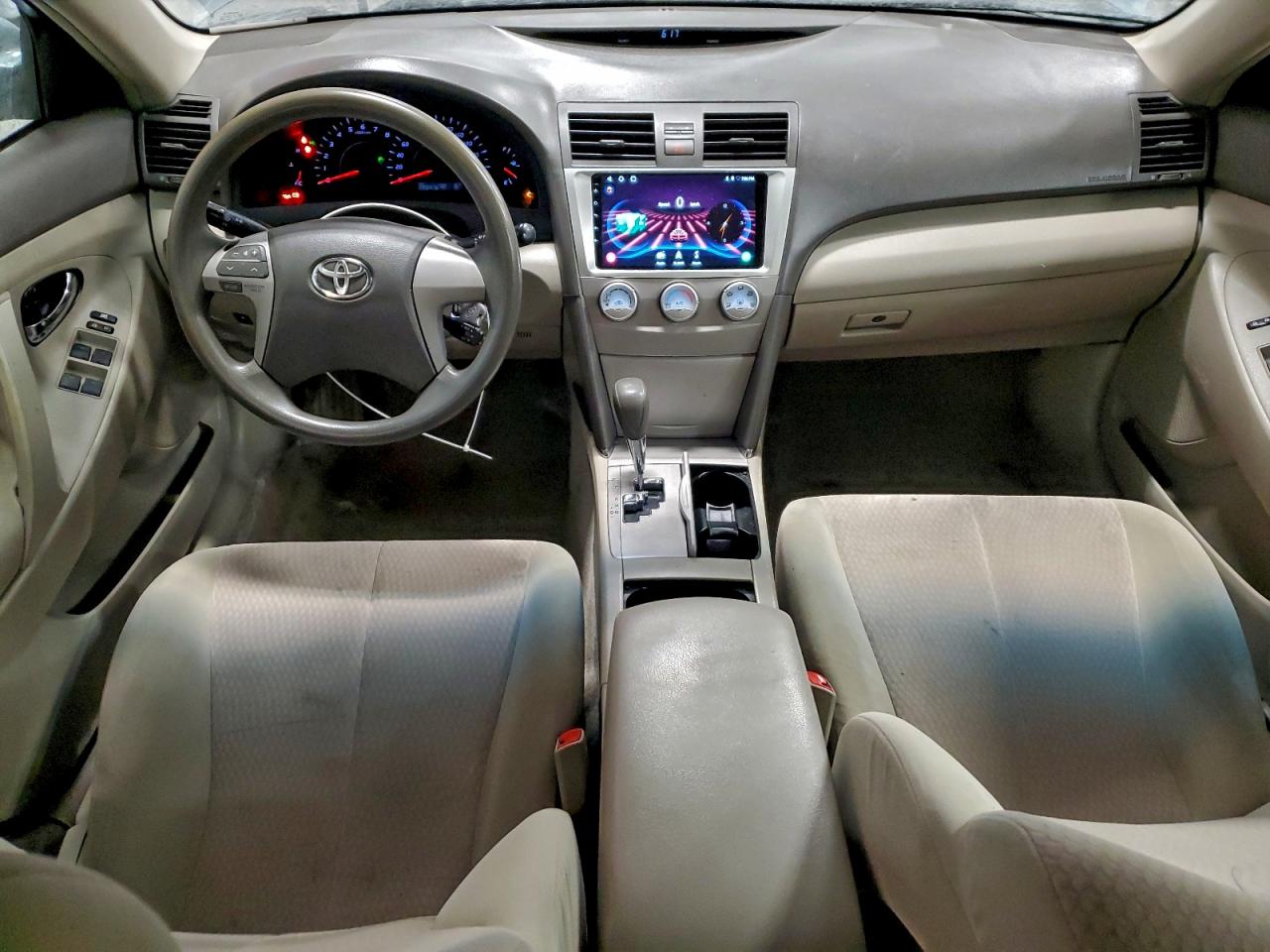 2010 TOYOTA CAMRY BASE photo 8