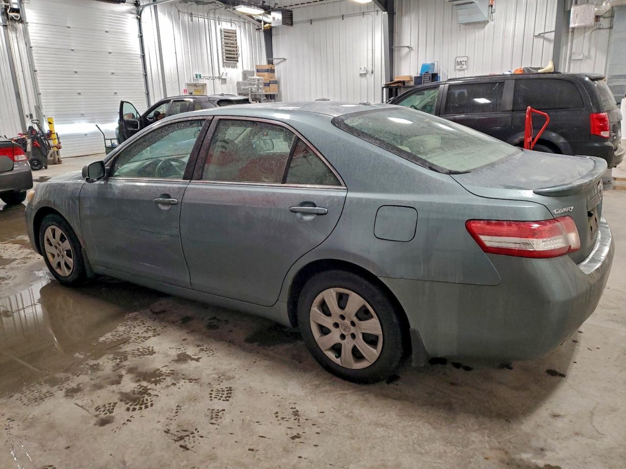 2010 TOYOTA CAMRY BASE photo 2