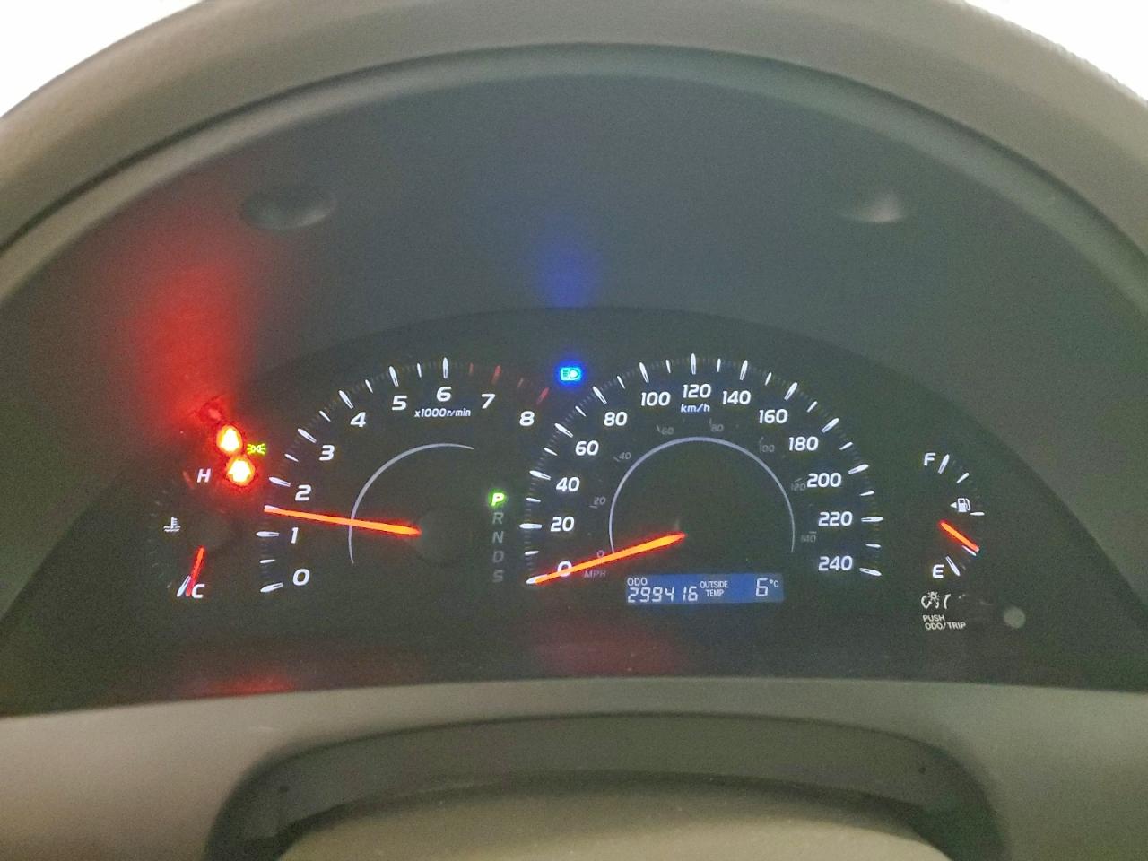 2010 TOYOTA CAMRY BASE photo 9