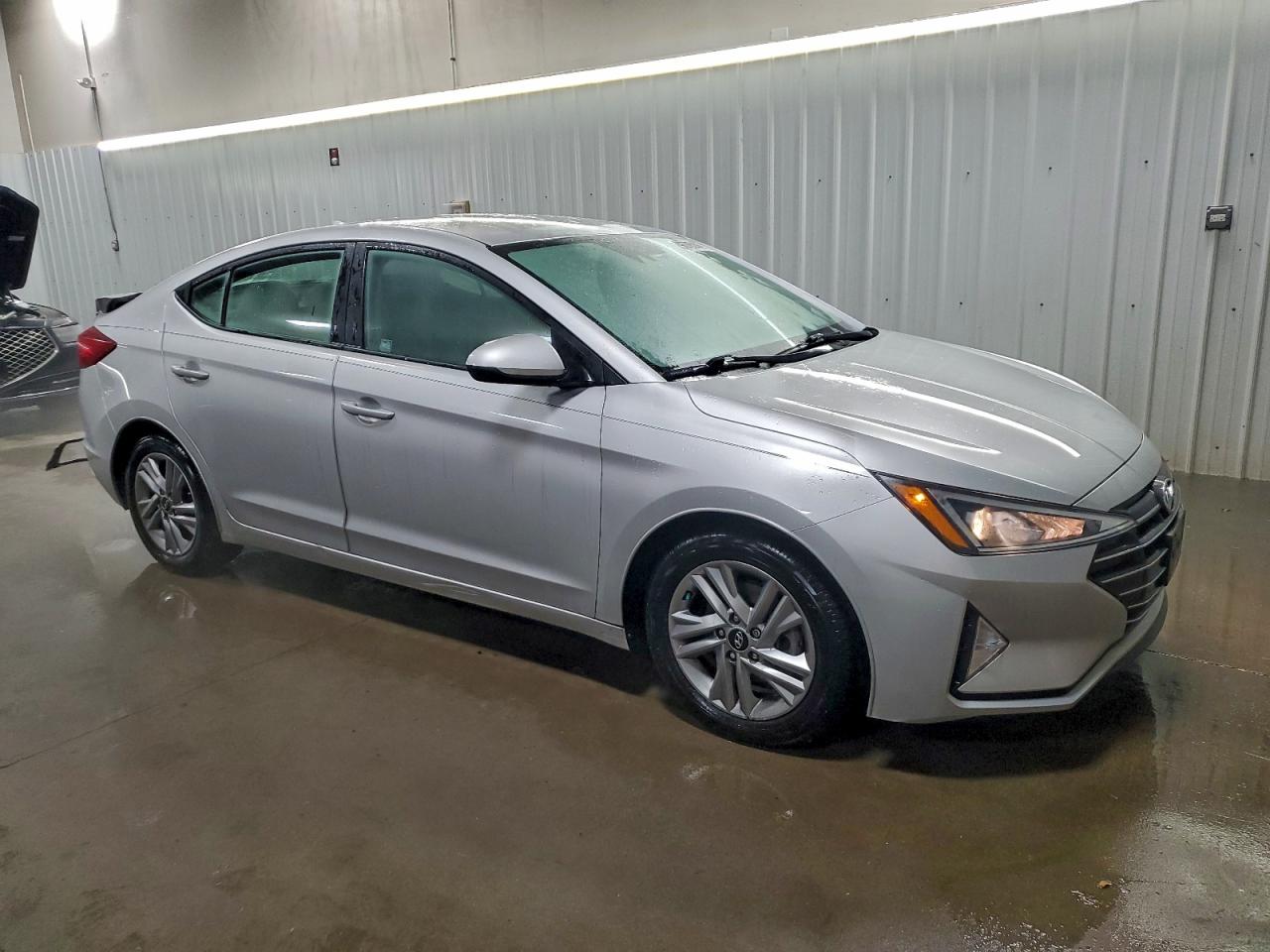 2020 HYUNDAI ELANTRA SEL photo 4