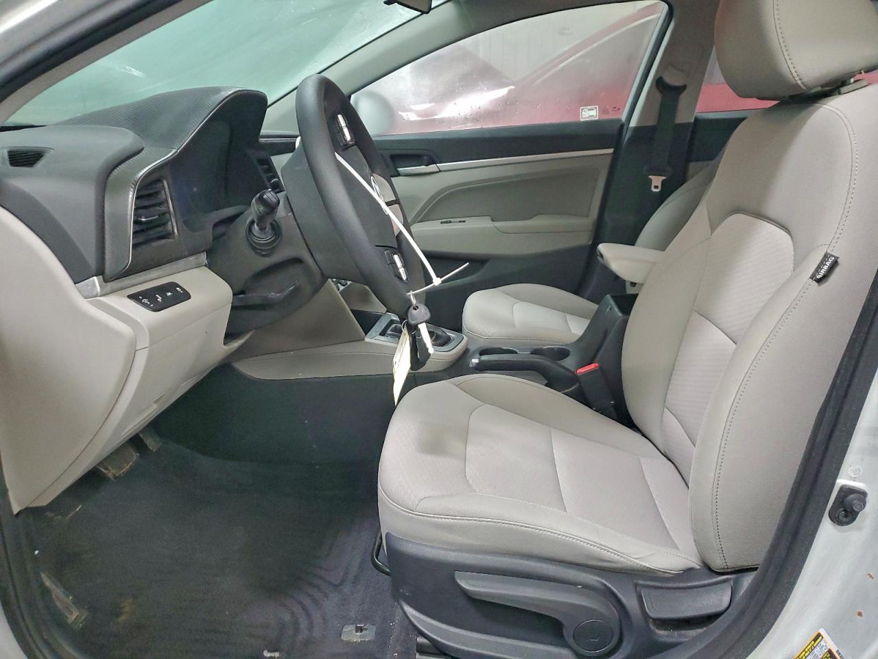 2020 HYUNDAI ELANTRA SEL photo 7