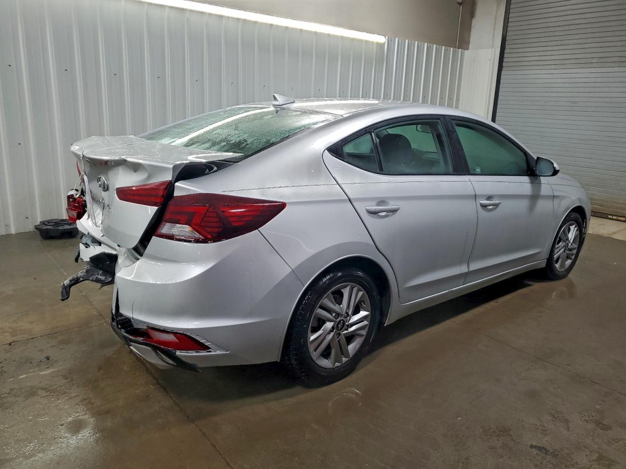 2020 HYUNDAI ELANTRA SEL photo 3