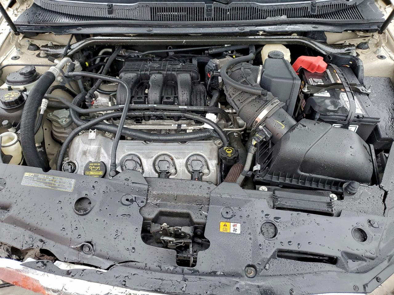 2010 FORD TAURUS SEL photo 11