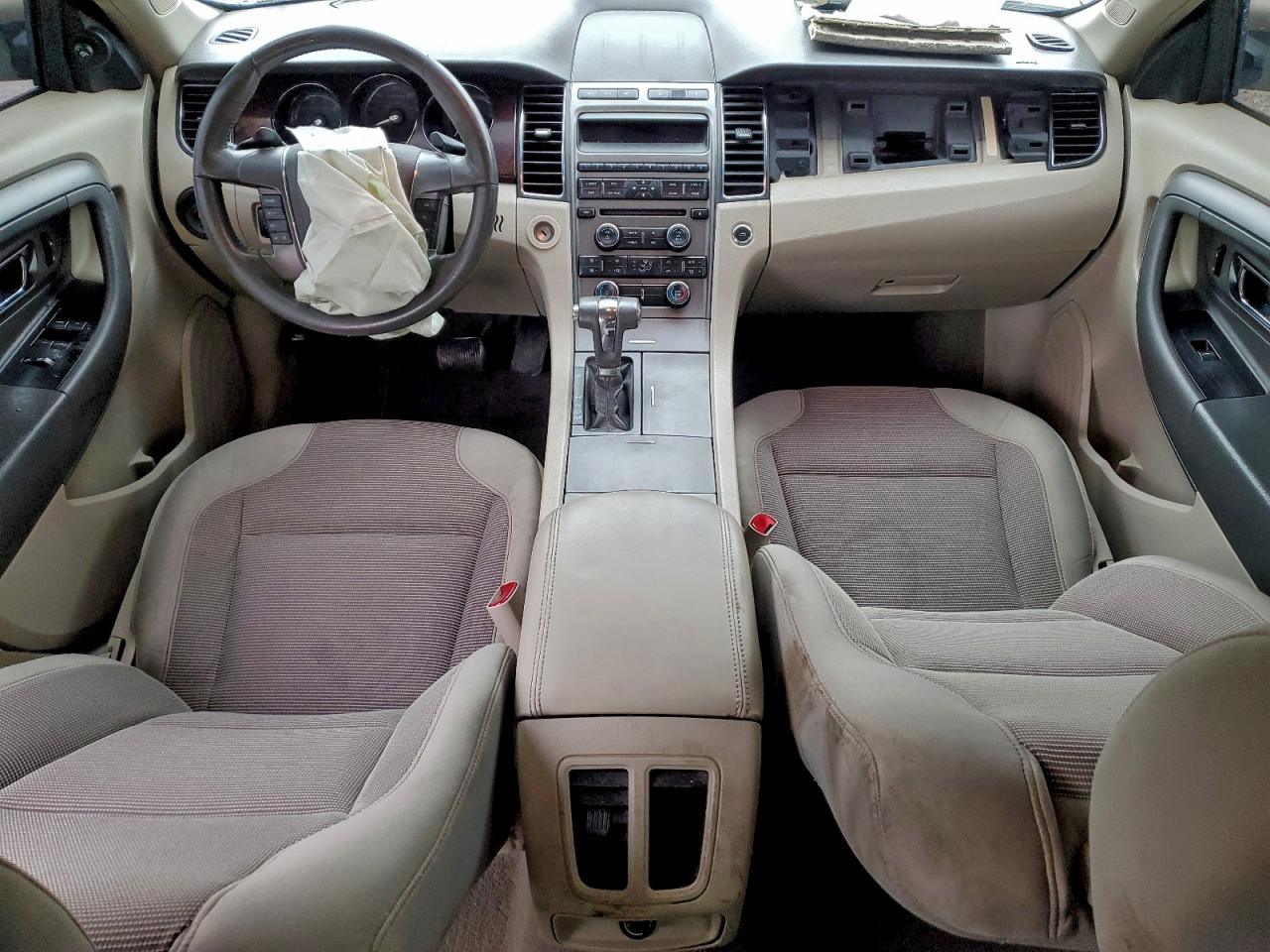2010 FORD TAURUS SEL photo 8